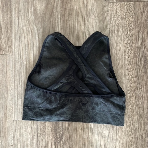 Gymshark Adapt Animal Sports Bra - Picture 2 of 2